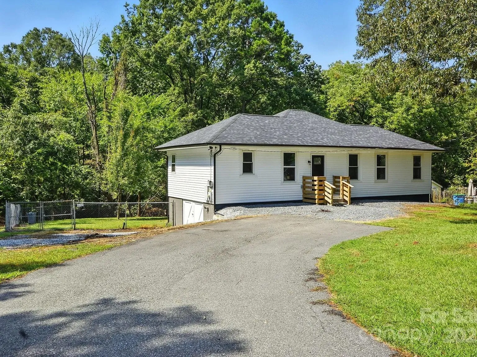 Pinewood Ave, Salisbury, NC